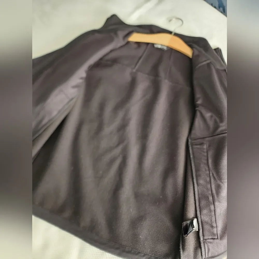 The North Face Men's Dark Black Performance Jacket
